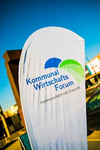 Das Kommunalwirtschaftsforum in Linz bietet neueste Einblicke in innovative Projekte von Gemeinden in Österreich. TRESCON war dabei und hat einige weitere Anknüpfungspunkte mit KOMMUNOS entdeckt. 