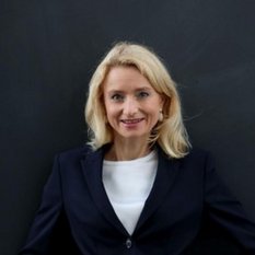 Mag. Dr. Christiane Frauscher