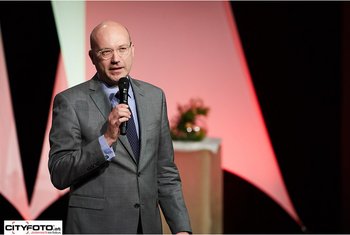 Franz Kühmayer über das rasante Wachstum von Whatsapp.